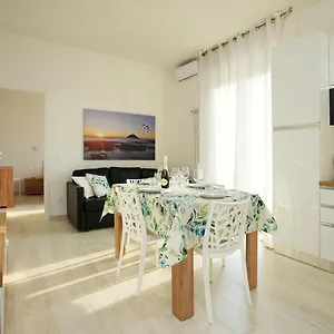 Brezza Di Sale Albenga