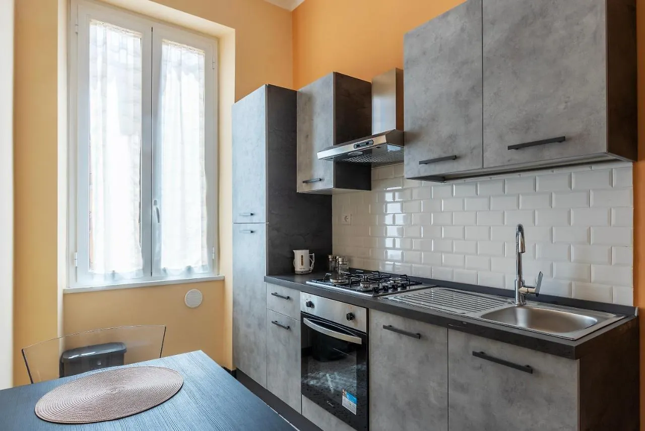 Functional Apartment - Piazza Re Di Roma